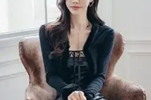 从央视一姐到车展透明人 杨澜30年的体面终究被撕碎了